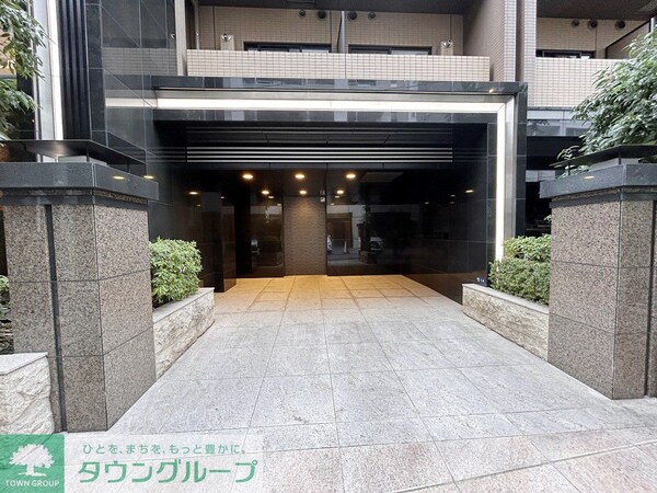 エントランス(お問合せは(株)タウンハウジング東京へ)