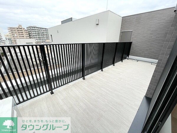 バルコニー(お問合せは(株)タウンハウジング赤坂店へ【03-5563-…)