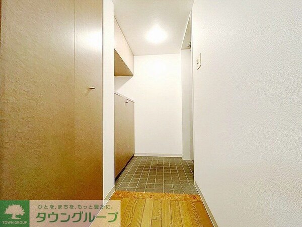 玄関(お問合せは(株)タウンハウジング赤坂店へ【03-5563-…)