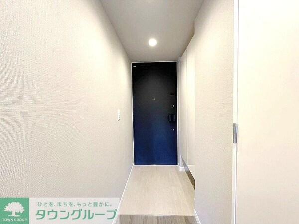 玄関(お問合せは(株)タウンハウジングレジデンス事業部【03-…)