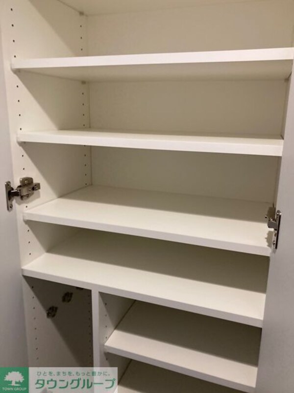 玄関(※写真は同タイプ住戸です。)