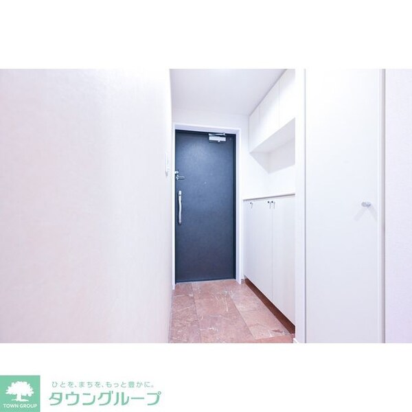 玄関(お部屋探しは株式会社　タウンハウジング　までお気軽にお問合…)