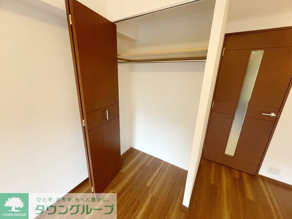 収納(お問合せは(株)タウンハウジング東京へ)