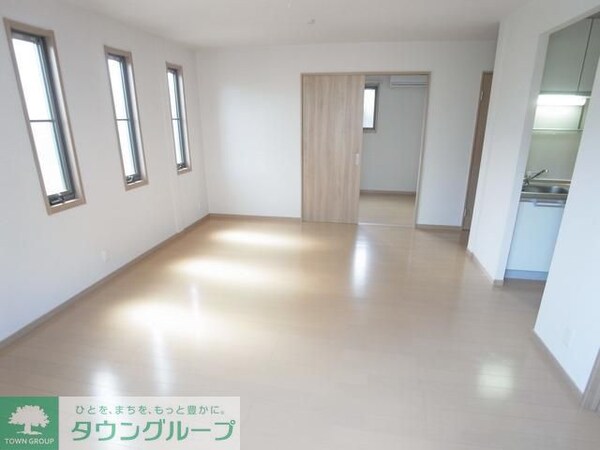 リビング・居室(お部屋探しは株式会社　タウンハウジング　までお気軽にお問合…)