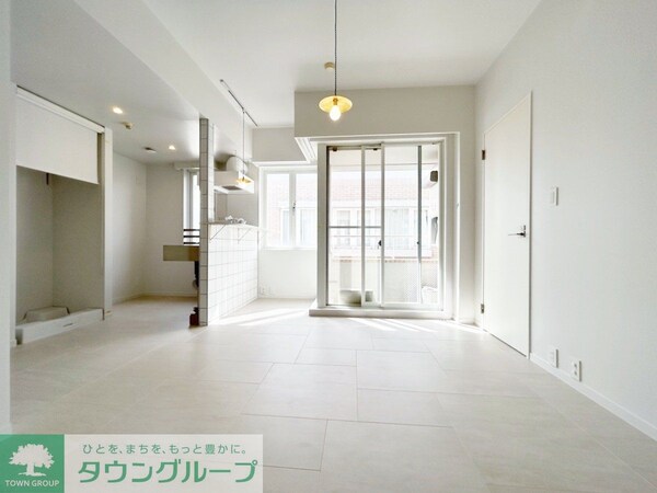 リビング・居室(お部屋探しは株式会社　タウンハウジング　までお気軽にお問合…)