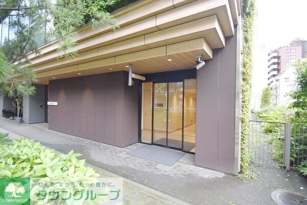 エントランス(部屋探しは株式会社　タウンハウジング　までお気軽にお問合せ…)