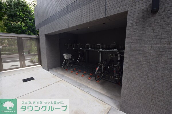 駐車場(駐車場)
