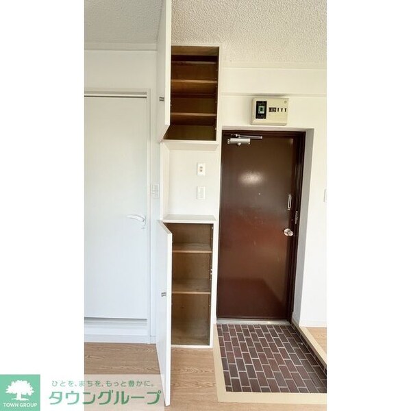 玄関(収納)