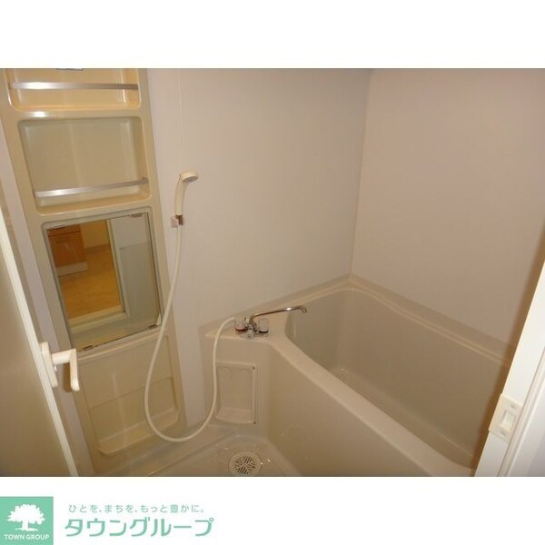 バス／シャワールーム等(※同タイプ・別部屋の写真になります)