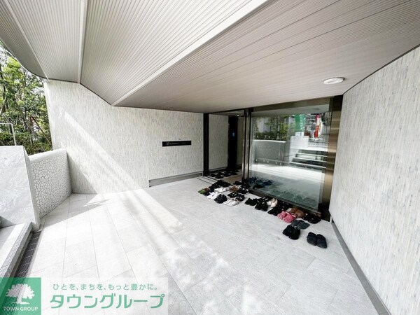 エントランス(部屋探しは株式会社　タウンハウジング　までお気軽にお問合せ…)