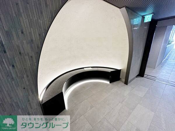 ロビー(部屋探しは株式会社　タウンハウジング　までお気軽にお問合せ…)