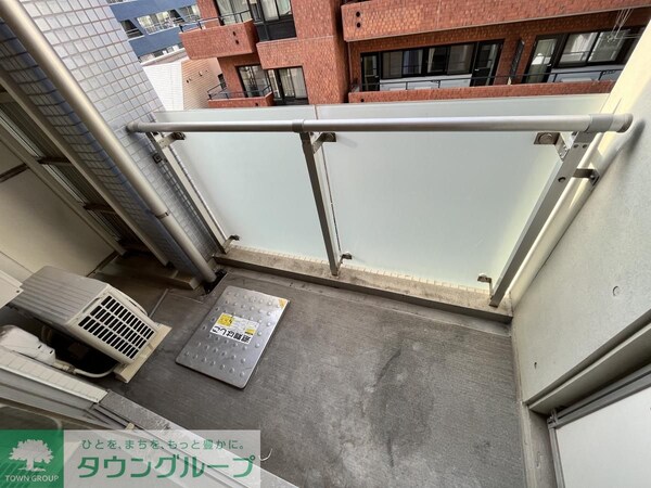 バルコニー(お問合せは(株)タウンハウジング赤坂店へ【03-5563-…)