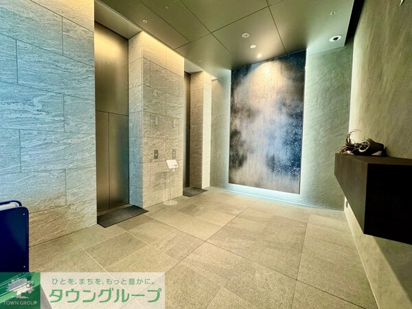 エントランス(２０Fロビー通用エントランス)