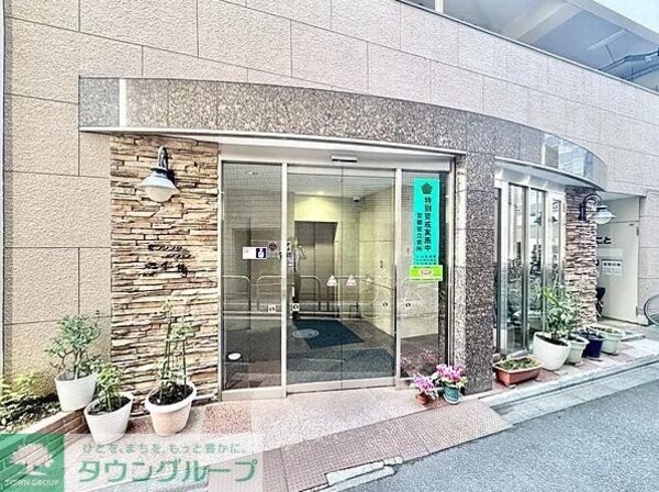 エントランス(エントランス)