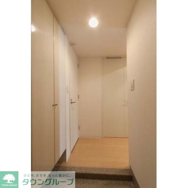 玄関(※写真は同タイプ住戸です。)