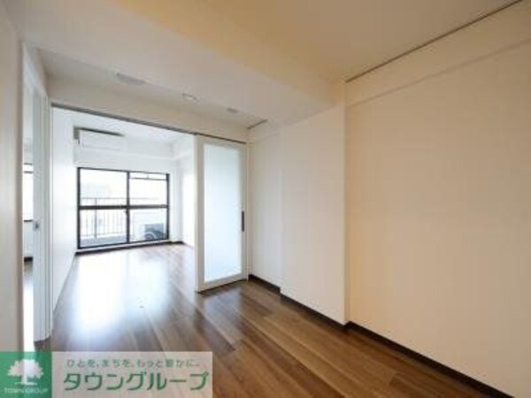 寝室(お問合せは(株)タウンハウジング東京へ)