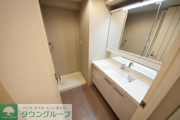 洗面(お問合せは(株)タウンハウジングレジデンス事業部　赤坂店・…)