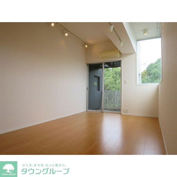 リビング・居室(同タイプ・別部屋画像)