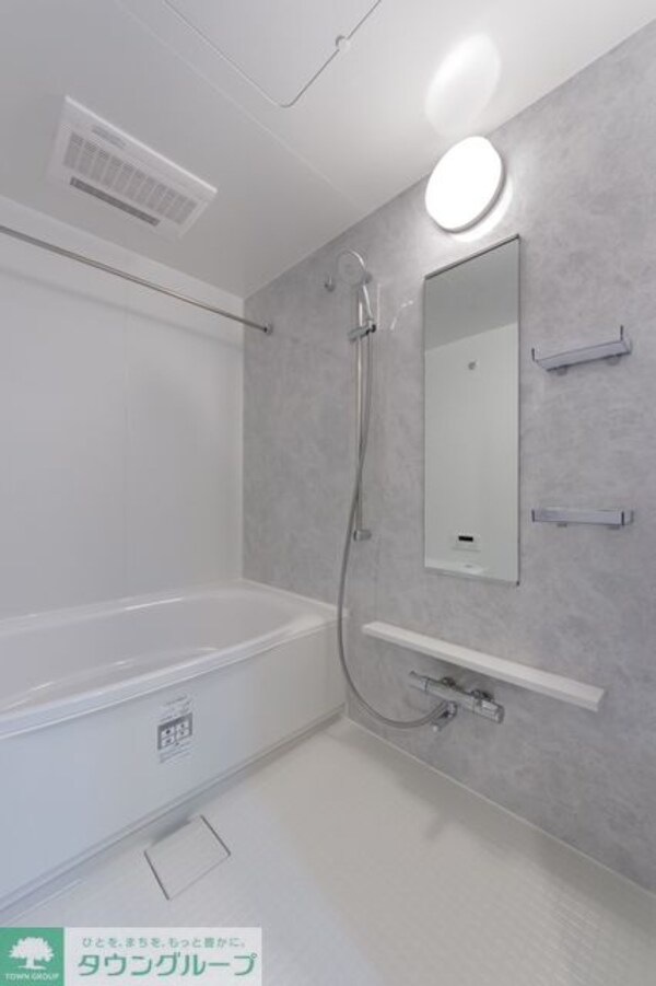 バス／シャワールーム等(※写真は同タイプ住戸です。)
