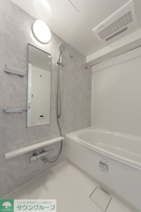 バス／シャワールーム等(※写真は同タイプ住戸です。)