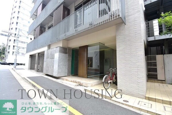 エントランス(お問合せは(株)タウンハウジング東京へ)