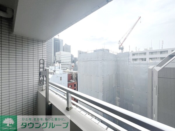玄関(お問合せは(株)タウンハウジングレジデンス事業部【03-…)