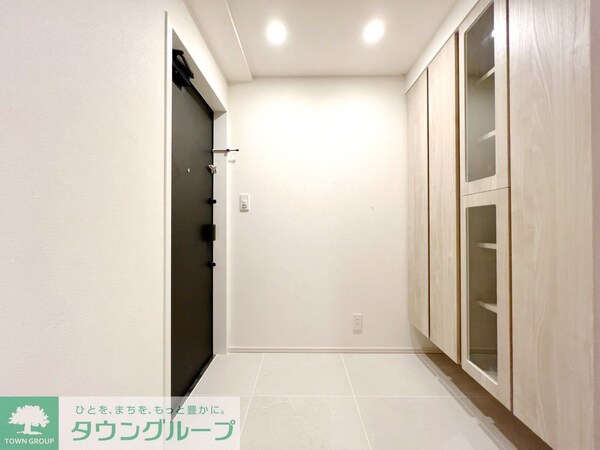 玄関(お問合せは(株)タウンハウジング赤坂店へ【03-5563-…)