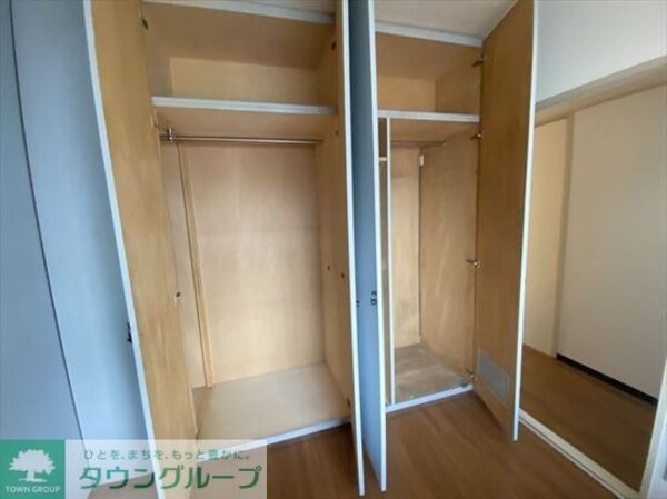 収納(お問合せは(株)タウンハウジング東京へ)