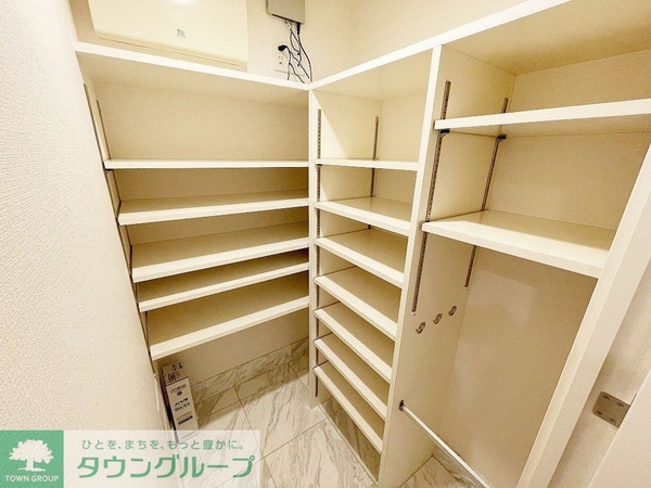 収納(お問合せは(株)タウンハウジングレジデンス事業部【03-…)