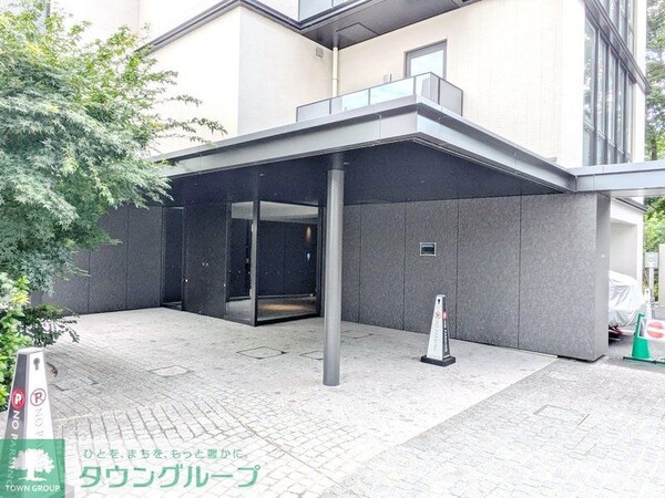 エントランス(部屋探しは株式会社　タウンハウジング　までお気軽にお問合せ…)