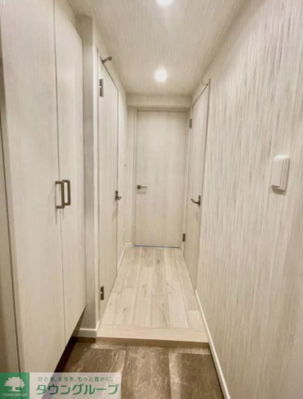 玄関(お部屋探しは株式会社　タウンハウジング　までお気軽にお問合…)