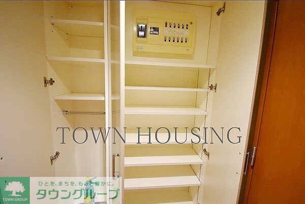 収納(お問合せは(株)タウンハウジングレジデンス事業部　赤坂店・…)