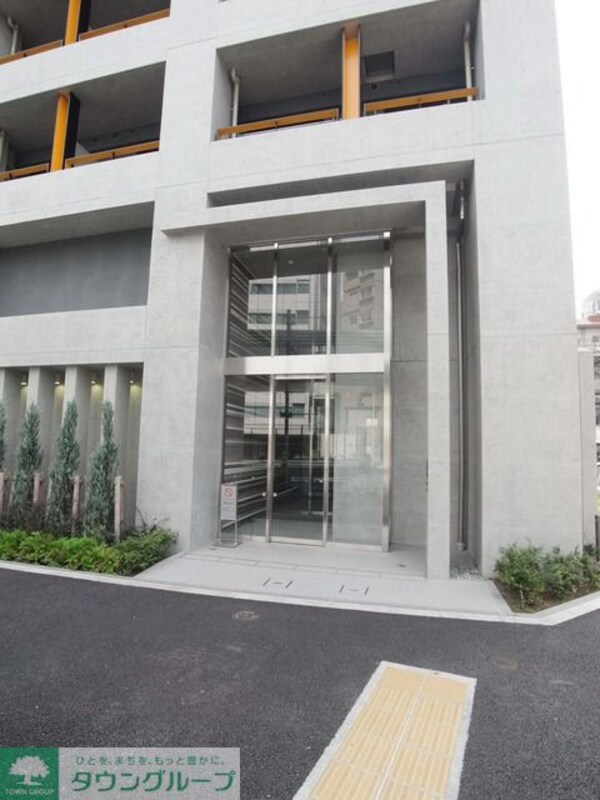エントランス(部屋探しは株式会社　タウンハウジング　までお気軽にお問合せ…)