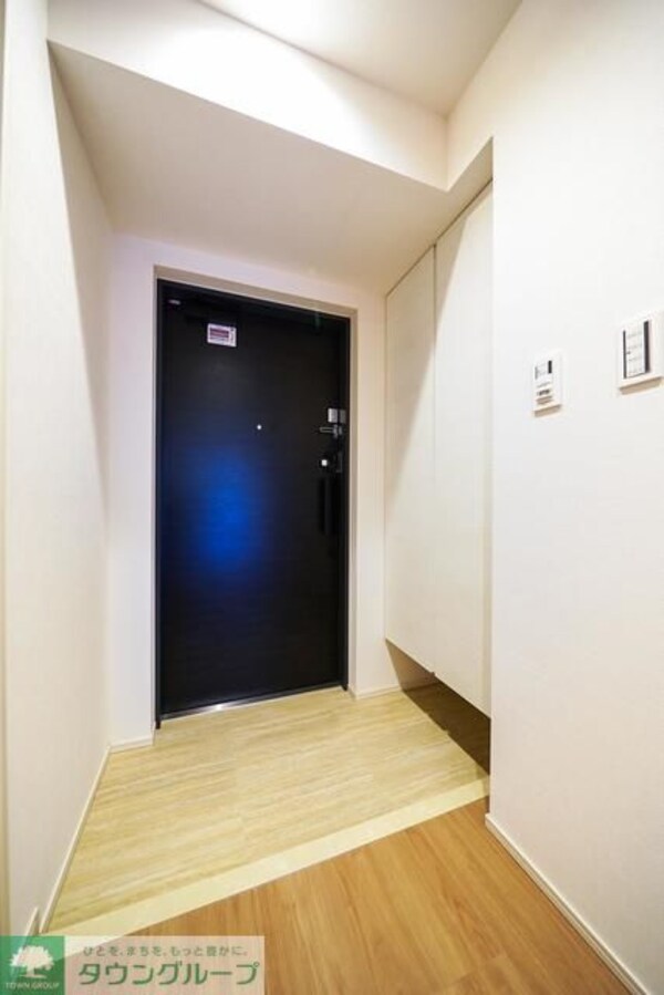 玄関(※写真は同タイプ住戸です。)