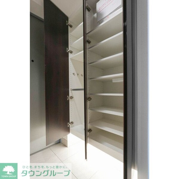 玄関(シューズボックス)