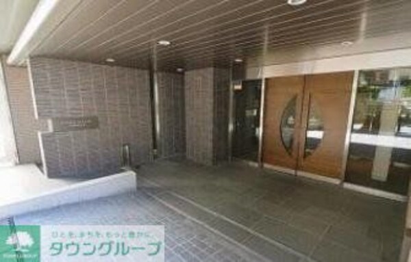 エントランス(お問合せは(株)タウンハウジング東京へ)