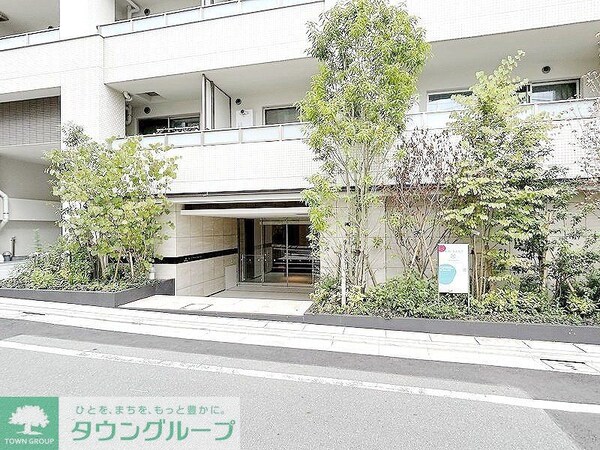 エントランス(部屋探しは株式会社　タウンハウジング　までお気軽にお問合せ…)