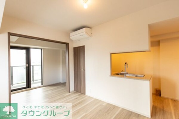 リビング・居室(【初期費用分割・クレカ対応】一都三県のお部屋探しは2025…)