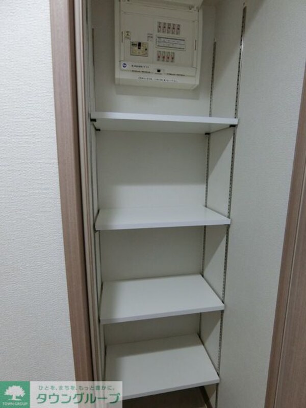 収納(A1'タイプ2018年6月撮影 同タイプ309号室の写真で…)
