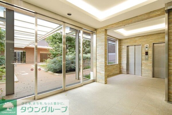 エントランス(2018年4月撮影)
