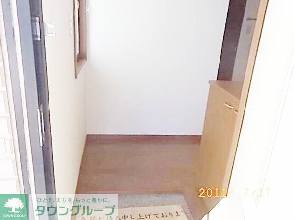 玄関(お問合せは(株)タウンハウジング赤坂店へ【03-5563-…)