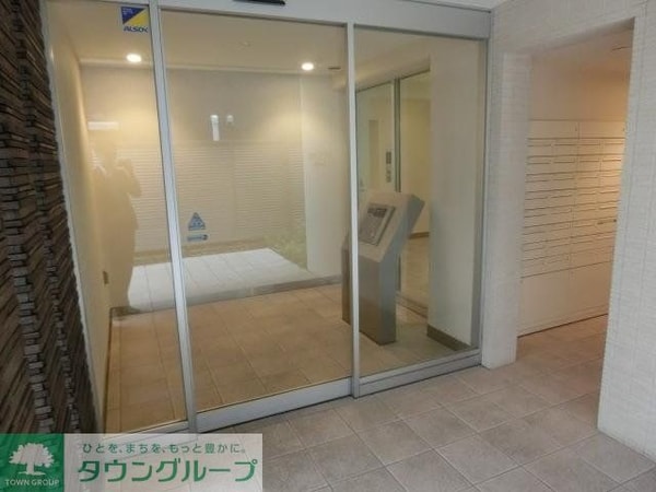 エントランス(オートロック付き)