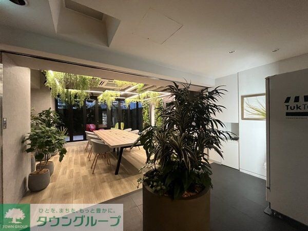 エントランス(【初期費用分割・クレカ対応】一都三県のお部屋探しは2025…)