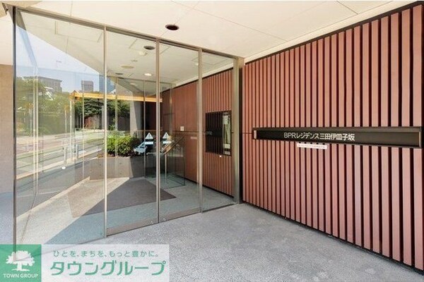 エントランス(お問合せは(株)タウンハウジング東京へ)