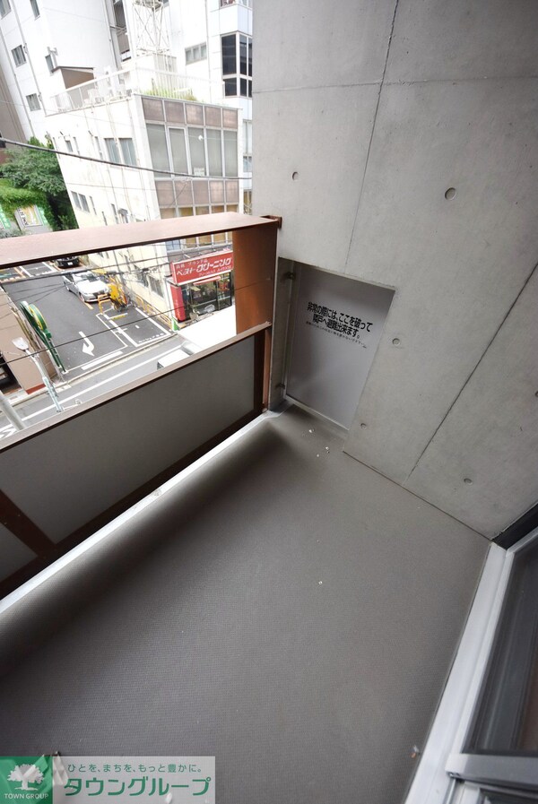 バルコニー(お問合せは(株)タウンハウジング赤坂店へ【03-5563-…)