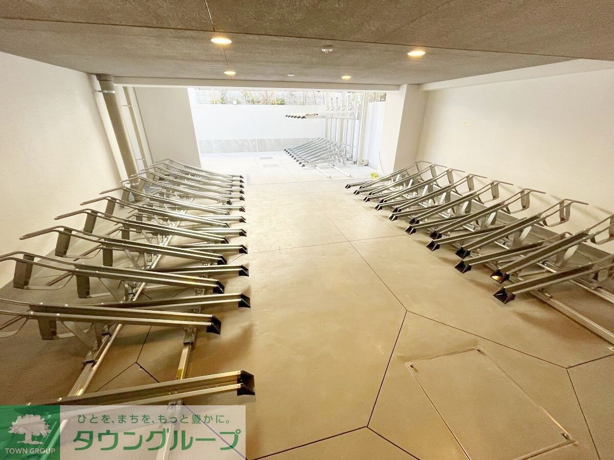 物件内観写真19　(駐輪場)