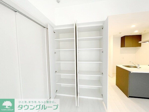 収納(お問合せは(株)タウンハウジングレジデンス事業部までお問合…)