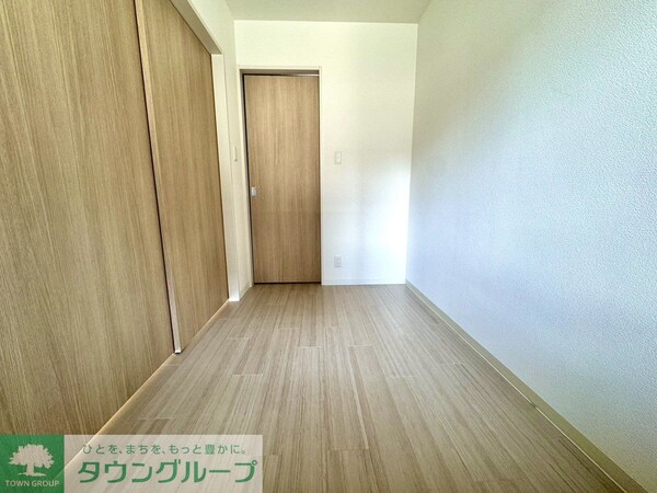 子供部屋(寝室にも窓があります！)