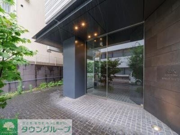 エントランス(お問合せは(株)タウンハウジング東京へ)