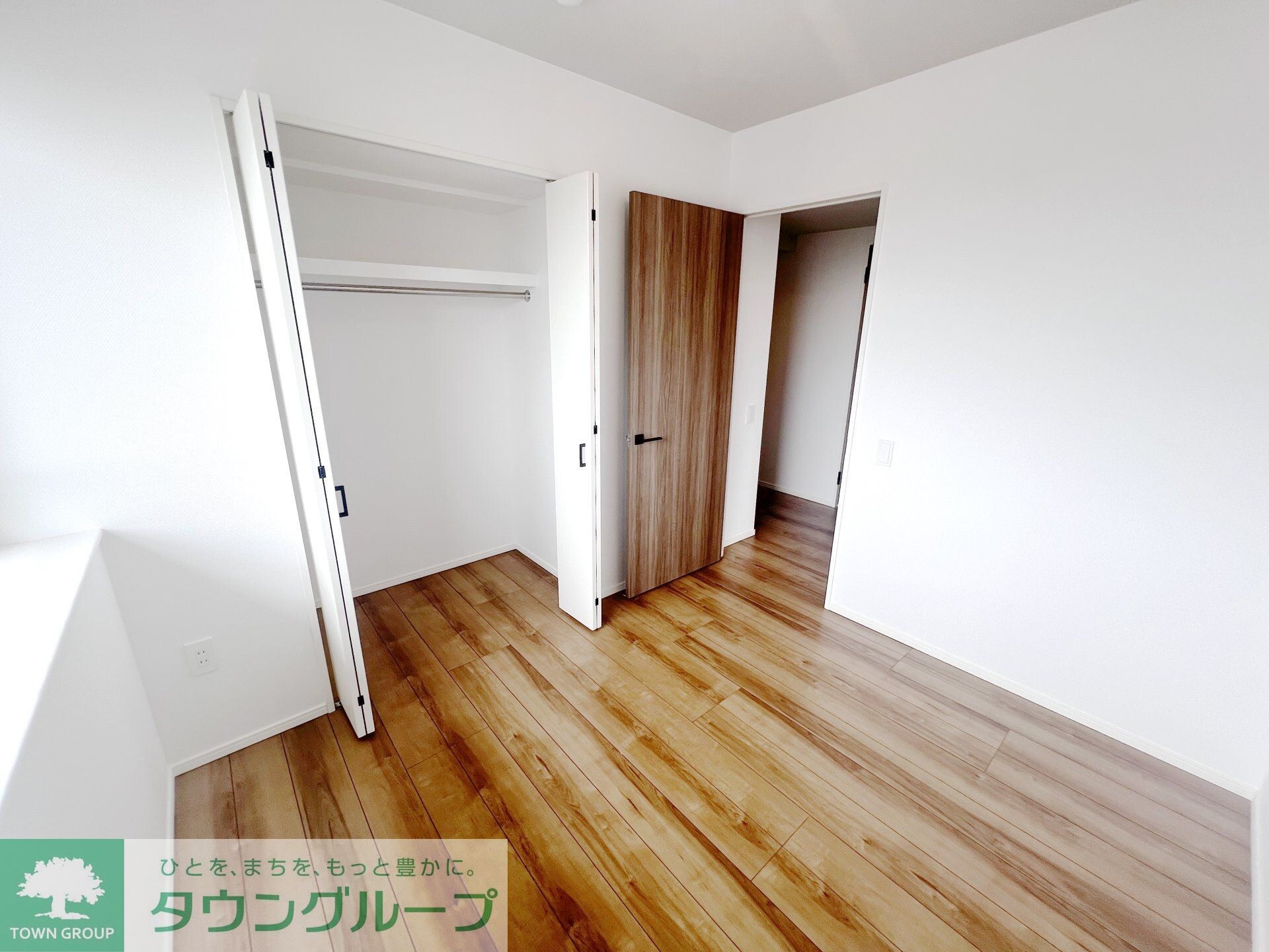 物件内観写真14　(収納)